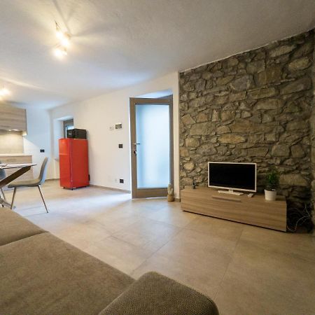 La Maison De Papagran Cir Charvensod-0007 Aosta Eksteriør billede