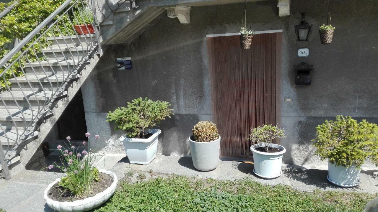 La Maison De Papagran Cir Charvensod-0007 Aosta Eksteriør billede